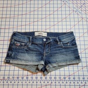 Hollister Blue Jean Short Size 1 W25